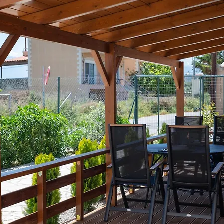 Tiny Among The Olives Chalet